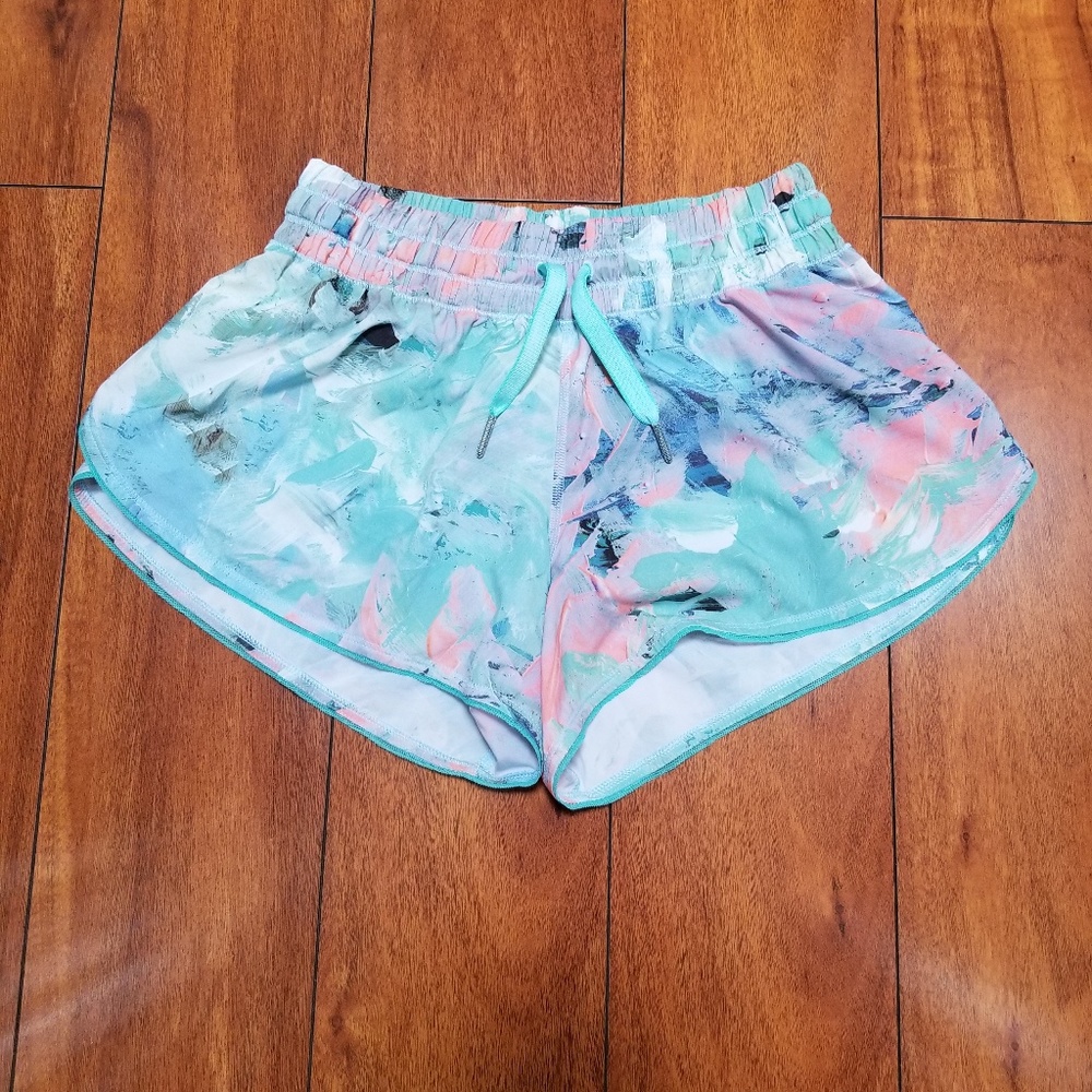 Like new lulelemon shorts